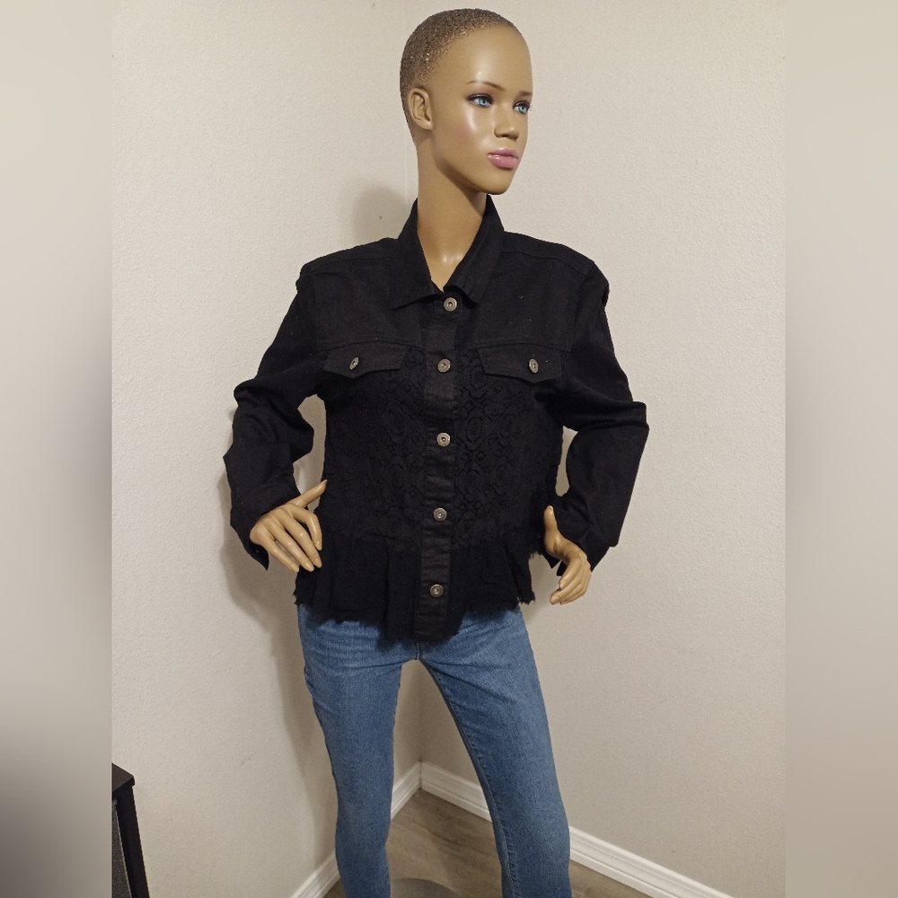 Kate & Mallory Black Women's Denim Jacket With Lace Detail - Picture 2 of 4